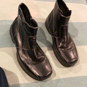 Call it Spring slip on zipper boots